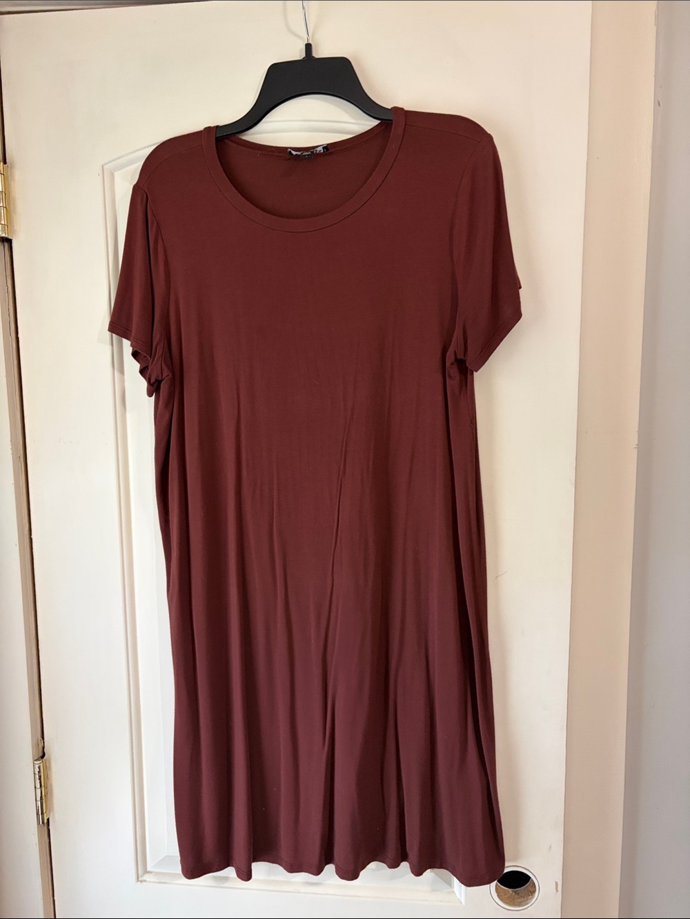 Express Short-Sleeve T-Shirt Dress in Chestnut